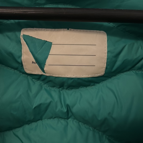 Peak performance, junior, green puffer jacket. - Picture 4 of 6